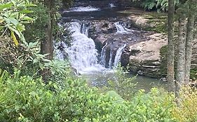 Matakana Waterfall Hideaway